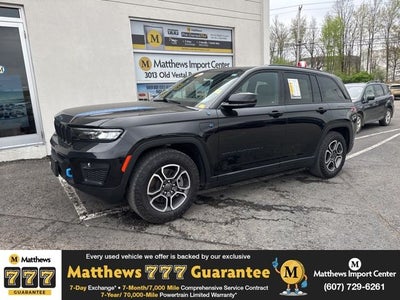 2022 Jeep Grand Cherokee Trailhawk 4xe