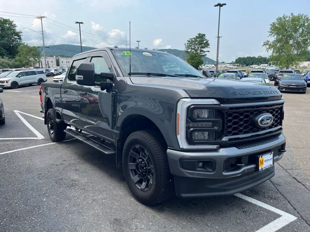 2023 Ford F-250SD Lariat