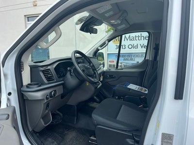 2025 Ford Transit-250 Base