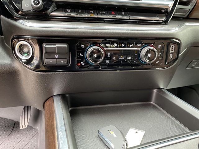 2024 Chevrolet Silverado 3500HD High Country
