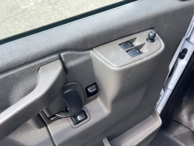 2025 Chevrolet Express 2500 Work Van Cargo