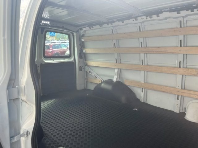 2025 Chevrolet Express 2500 Work Van Cargo