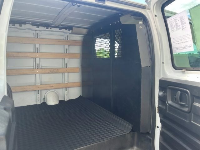 2025 Chevrolet Express 2500 Work Van Cargo