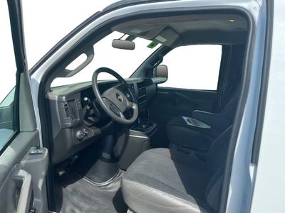 2025 Chevrolet Express 2500 Work Van Cargo
