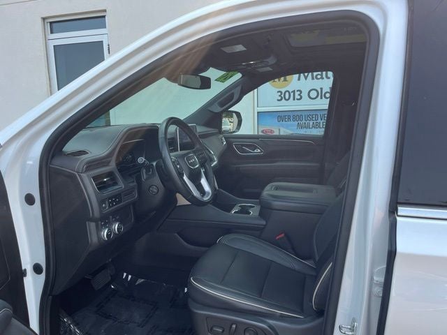 2023 GMC Yukon XL SLT