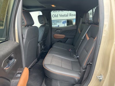 2024 GMC Canyon AT4