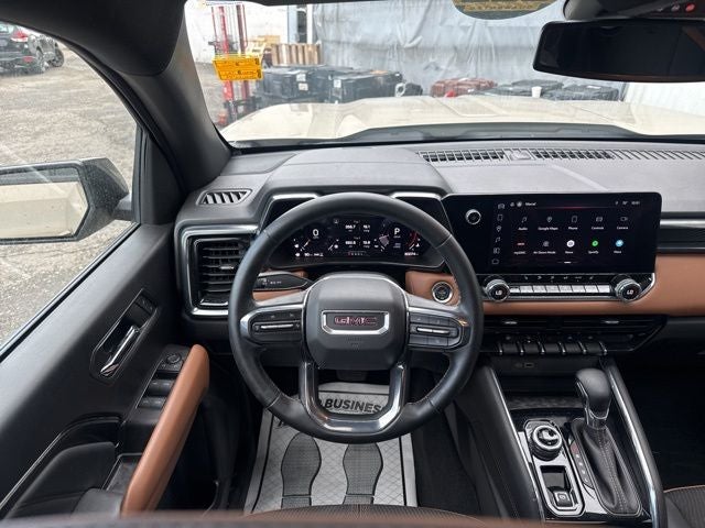 2024 GMC Canyon AT4