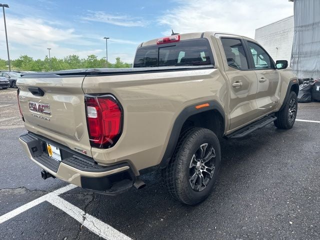 2024 GMC Canyon AT4