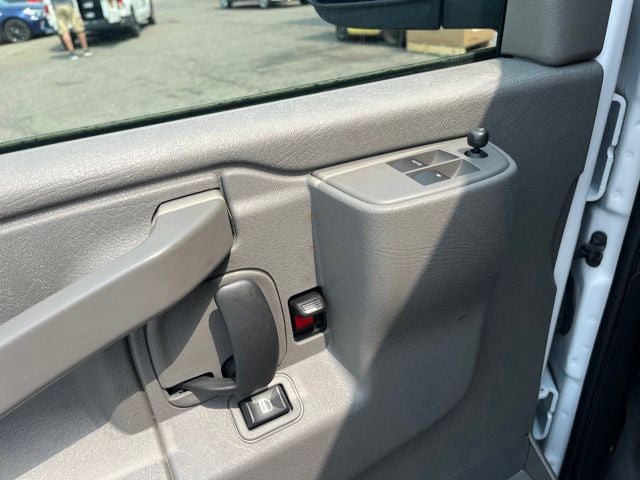 2025 GMC Savana 2500 Work Van