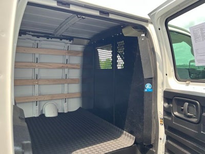 2025 GMC Savana 2500 Work Van