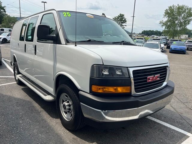 2025 GMC Savana 2500 Work Van