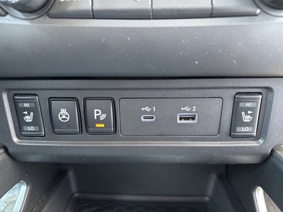 2023 Nissan Frontier SV