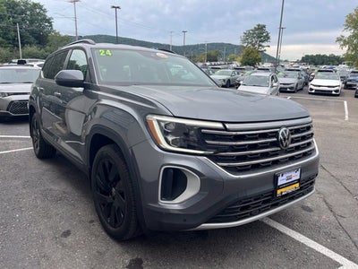 2024 Volkswagen Atlas 2.0T SE w/Technology