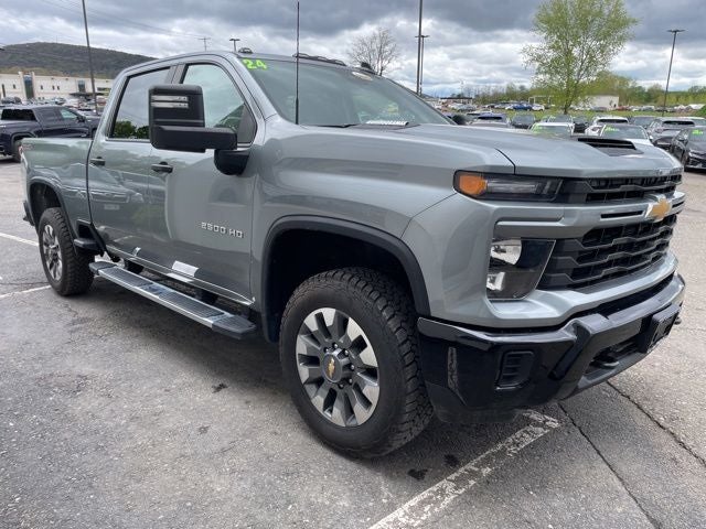 2024 Chevrolet Silverado 2500HD Custom