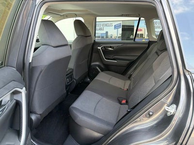 2020 Toyota RAV4 Hybrid XLE
