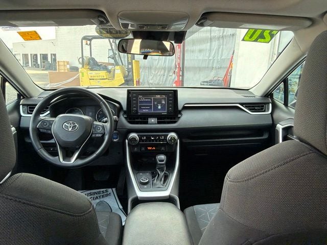 2020 Toyota RAV4 Hybrid XLE