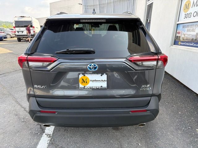 2020 Toyota RAV4 Hybrid XLE