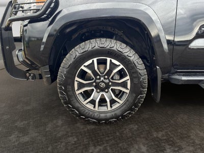 2022 Toyota Tacoma TRD Sport V6