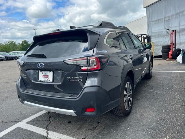 2025 Subaru Outback Touring XT