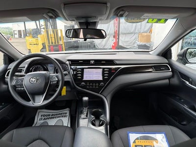 2018 Toyota Camry LE