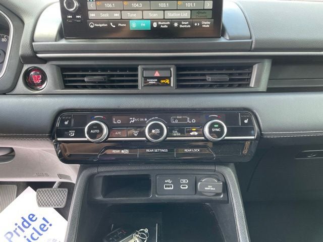 2023 Honda Pilot Touring 8 Passenger