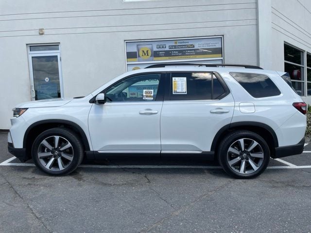 2023 Honda Pilot Touring 8 Passenger
