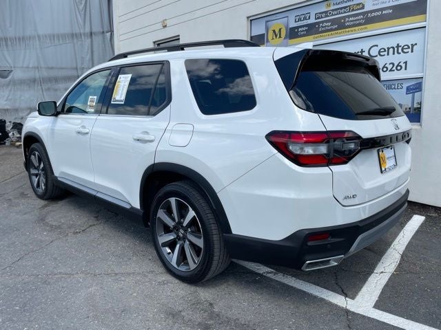 2023 Honda Pilot Touring 8 Passenger