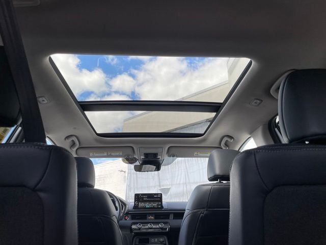 2023 Honda Pilot Touring 8 Passenger