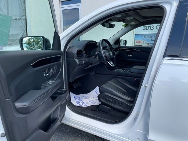 2023 Honda Pilot Touring 8 Passenger