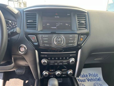 2018 Nissan Pathfinder S