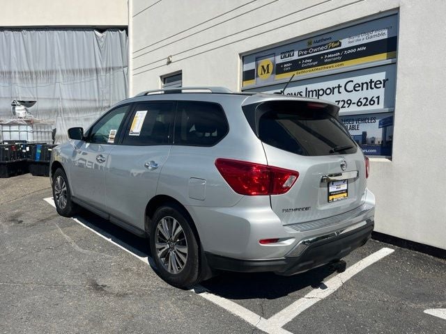 2018 Nissan Pathfinder S