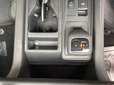 2024 Nissan Pathfinder S