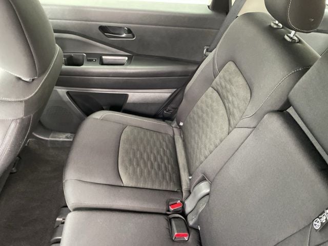 2024 Nissan Pathfinder S