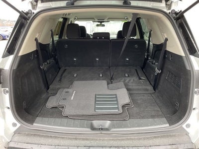 2024 Nissan Pathfinder S