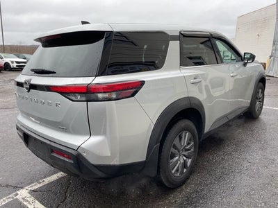 2024 Nissan Pathfinder S