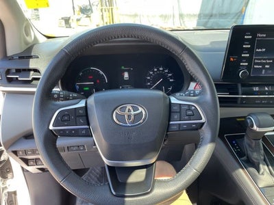 2023 Toyota Sienna XLE 7 Passenger