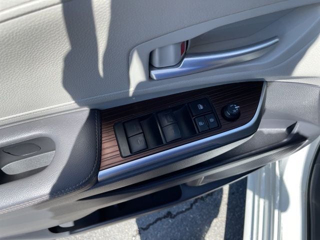 2023 Toyota Sienna XLE 7 Passenger