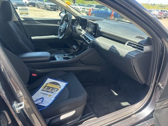 2021 Kia K5 LXS