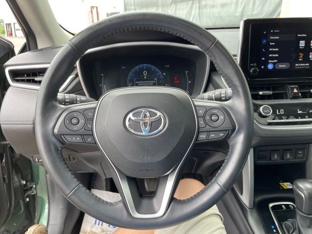 2023 Toyota Corolla Cross XLE