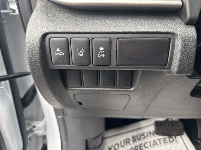 2024 Mitsubishi Eclipse Cross ES