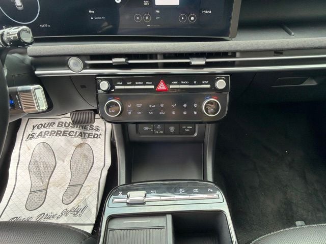 2025 Hyundai Tucson Hybrid Limited