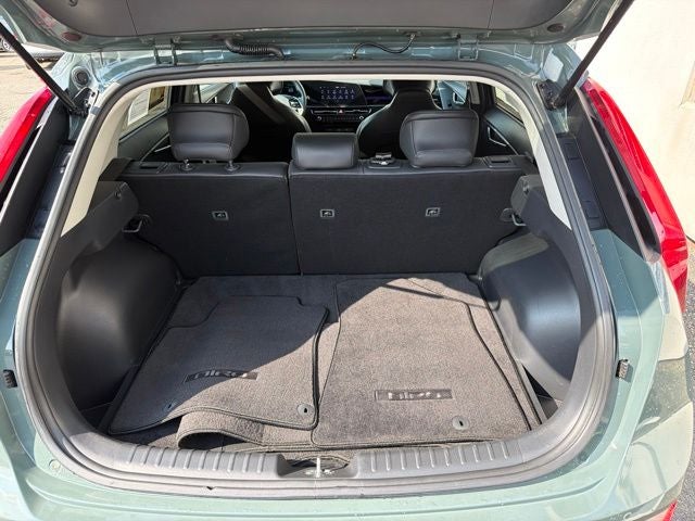 2023 Kia Niro EX