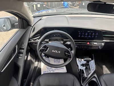 2024 Kia Niro EX