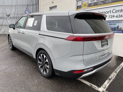 2024 Kia Carnival EX