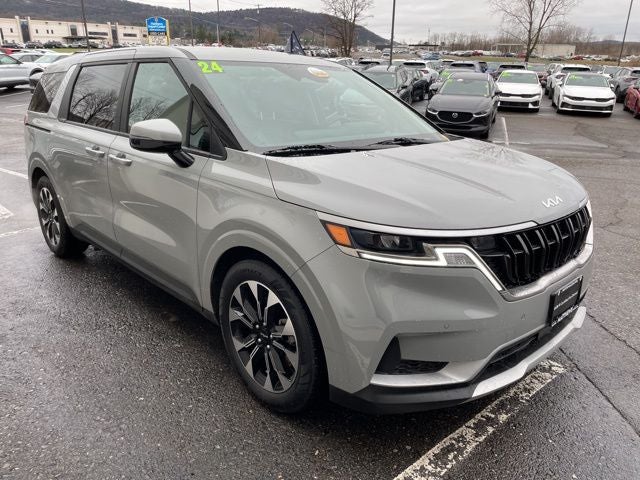 2024 Kia Carnival EX