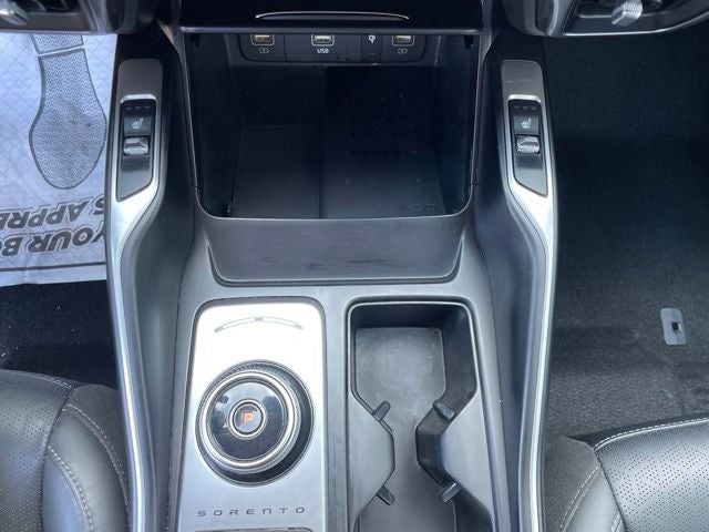 2023 Kia Sorento Hybrid EX