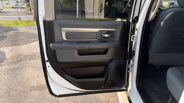 2019 RAM 1500 Classic SLT