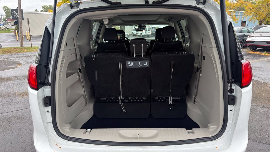 2019 Chrysler Pacifica Touring L Plus