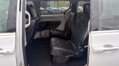 2019 Chrysler Pacifica Touring L Plus
