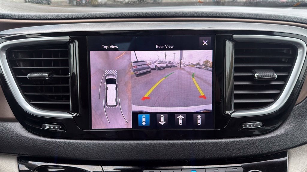 2019 Chrysler Pacifica Touring L Plus